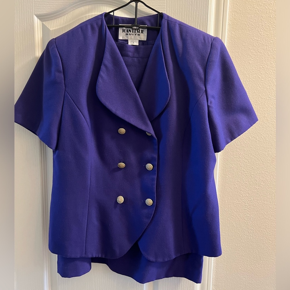 Size 18 six button blazer and skirt